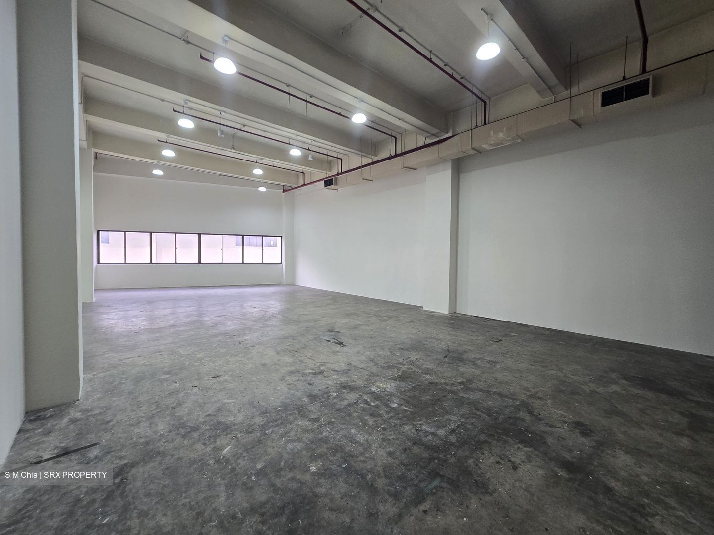 L & Y Building (D20), Factory #585792211